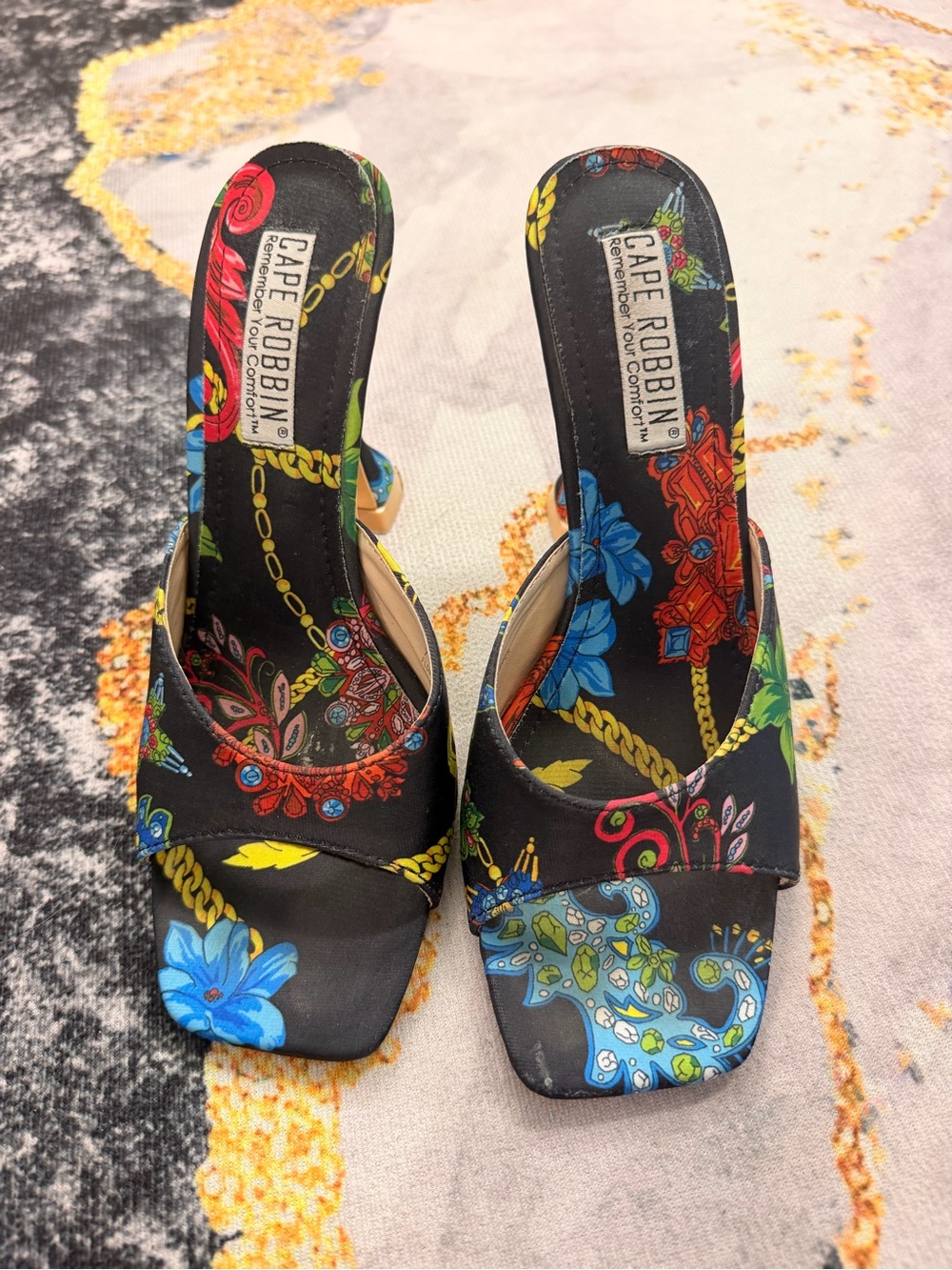 Cape Robbin Black Floral Chain Print Slide Mules